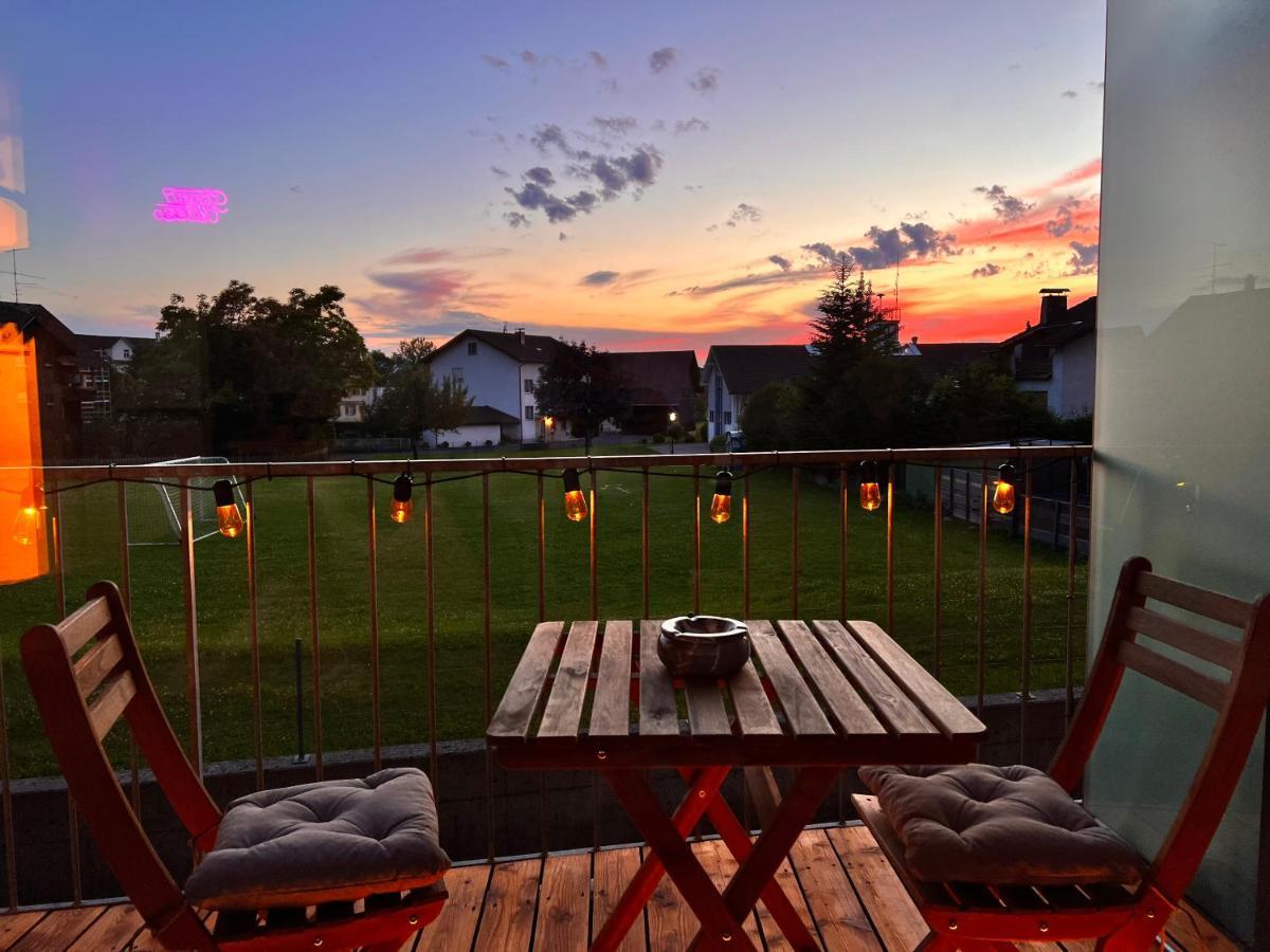 ברגנץ Flair Apartments Vorarlberg - Stilvolles Wohnen Nahe Bodensee & Alpen - Kueche, Balkon & Gratis Parkplatz מראה חיצוני תמונה