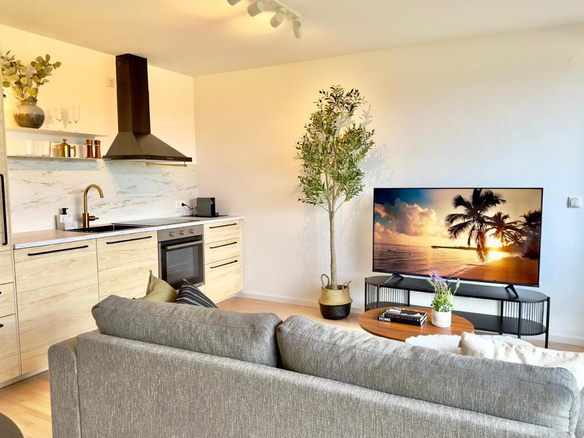 ברגנץ Flair Apartments Vorarlberg - Stilvolles Wohnen Nahe Bodensee & Alpen - Kueche, Balkon & Gratis Parkplatz מראה חיצוני תמונה
